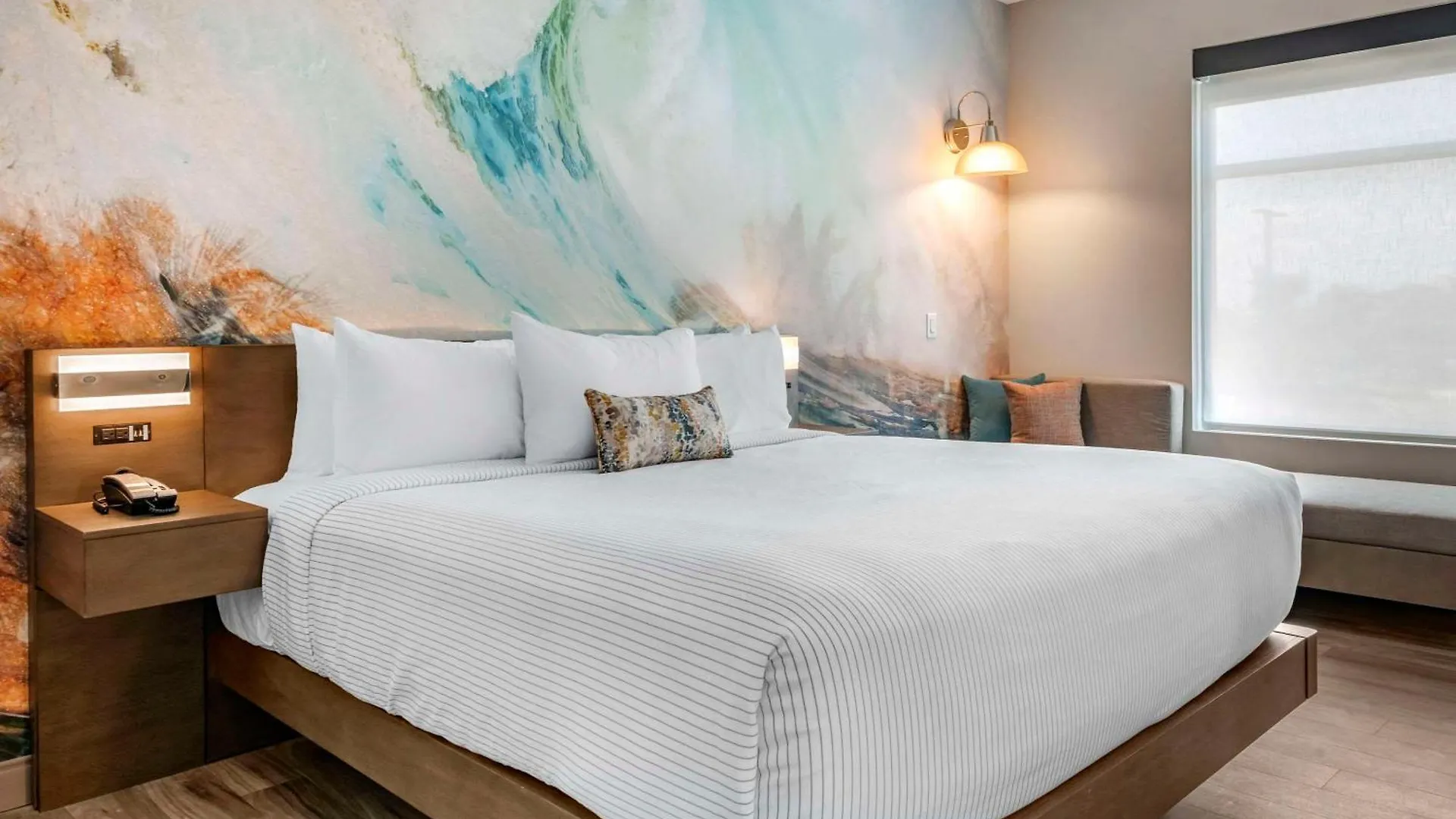 Cambria Hotel Orlando Airport 3*,