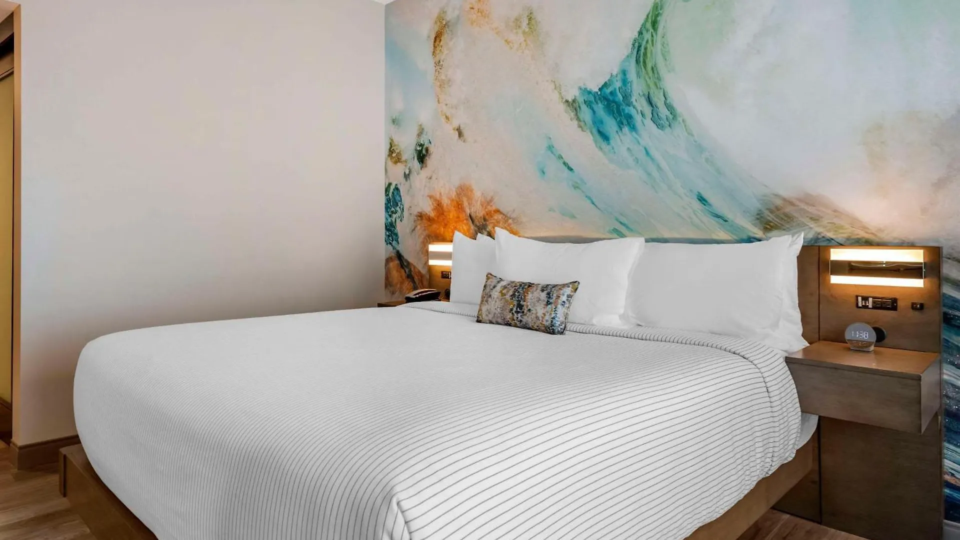 Cambria Hotel Orlando Airport