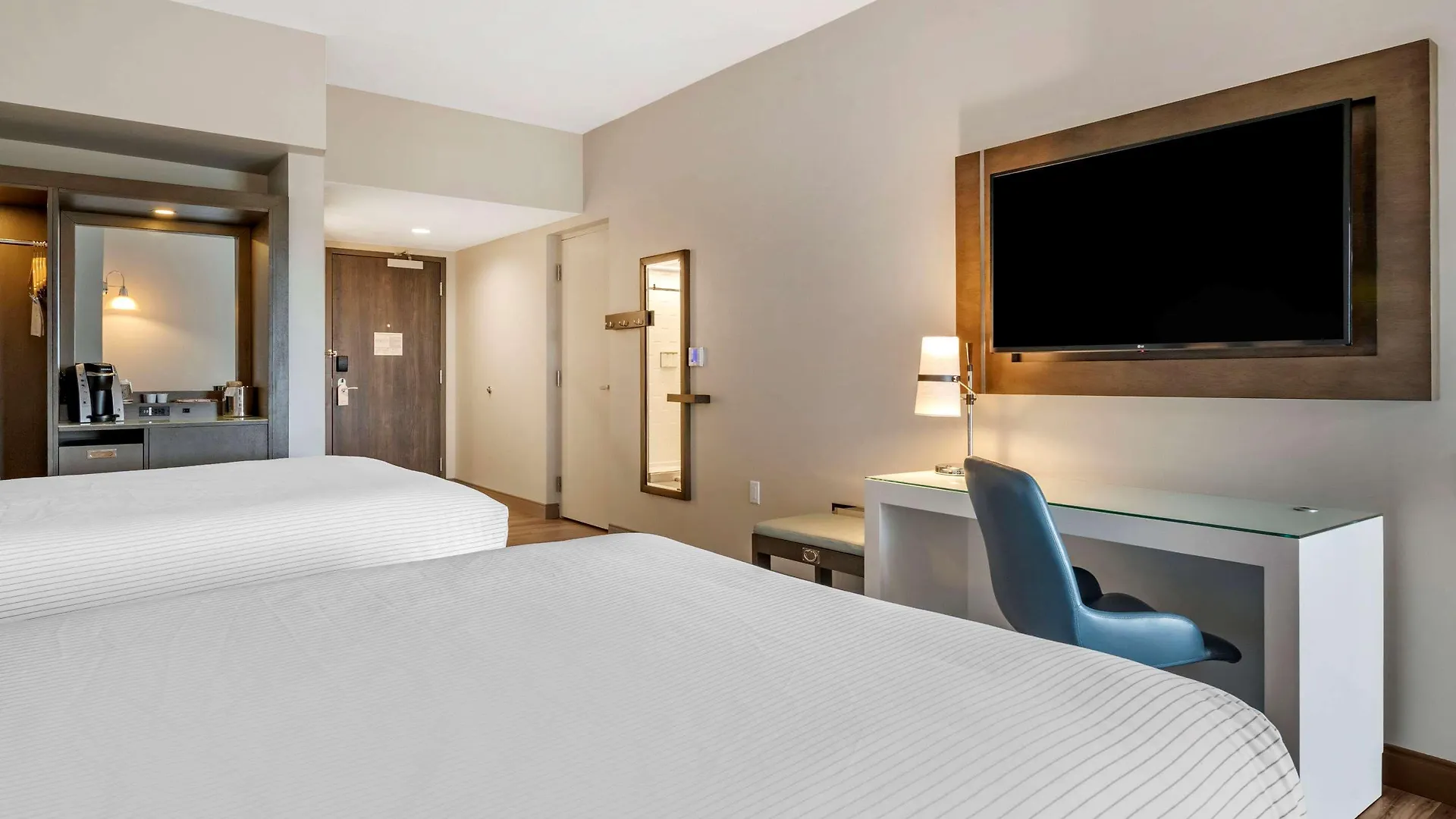 Cambria Hotel Orlando Airport