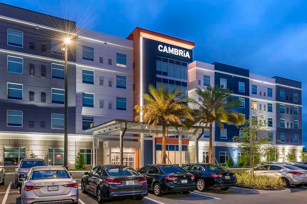 ***  Cambria Hotel Orlando Airport США