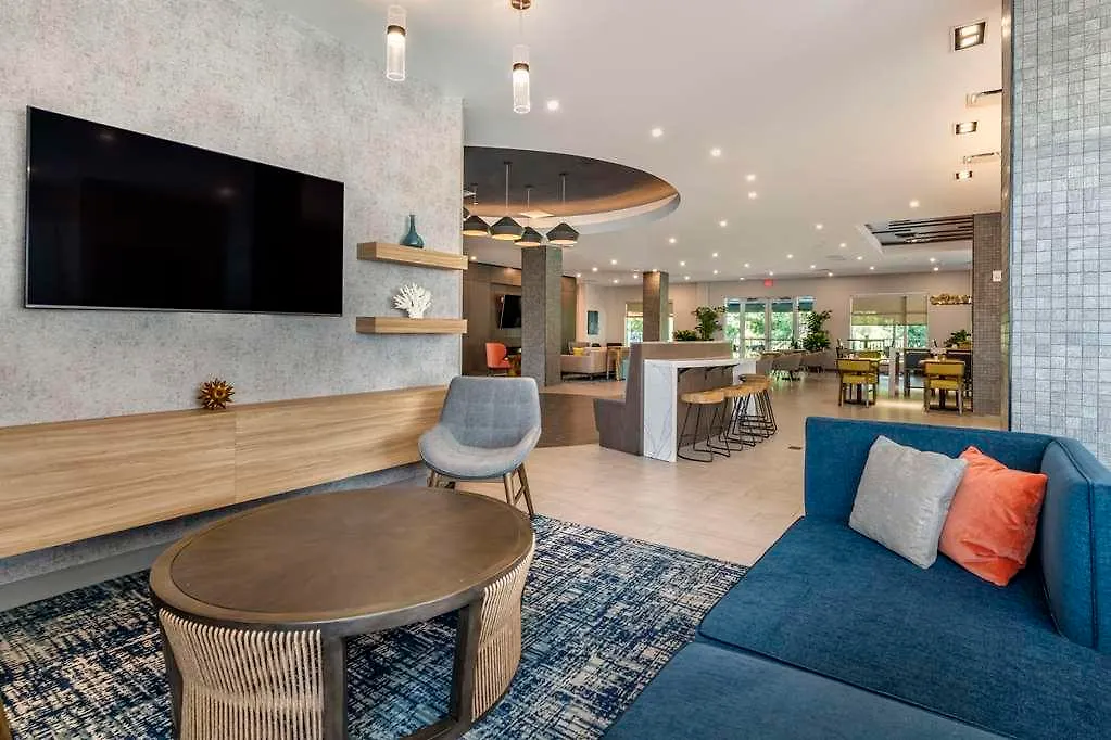 Cambria Hotel Orlando Airport США